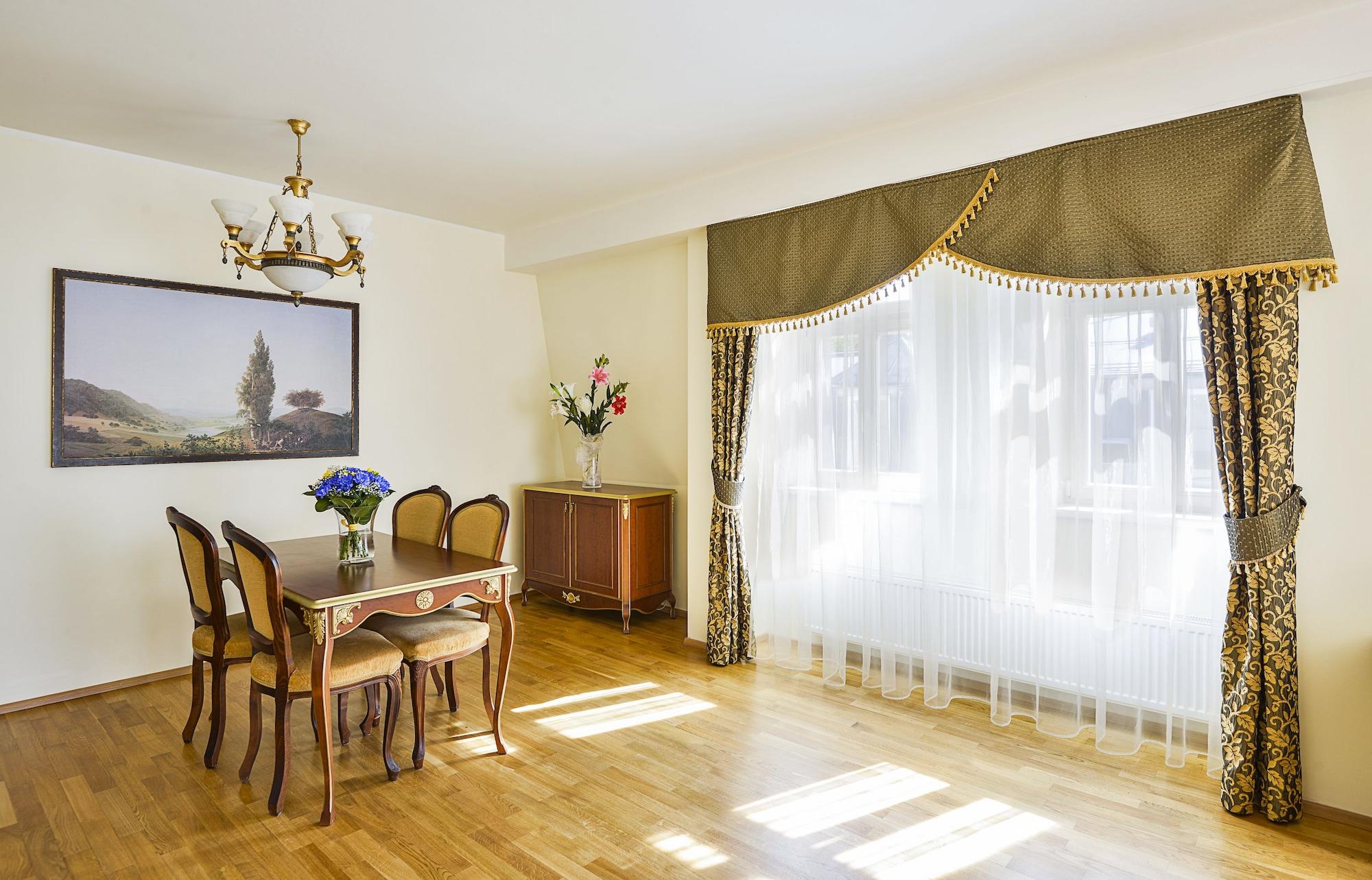 Residence Romanza Marianske Lazne Luaran gambar