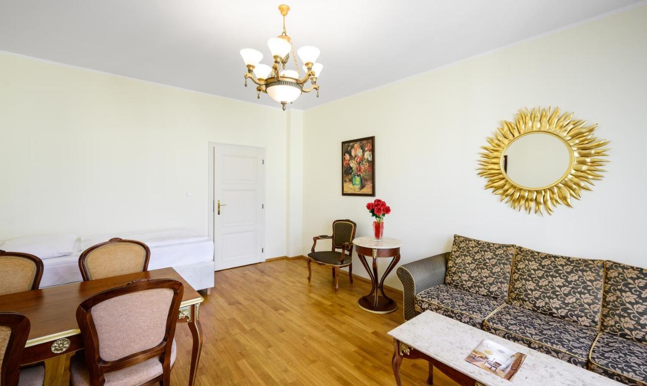 Residence Romanza Marianske Lazne Luaran gambar