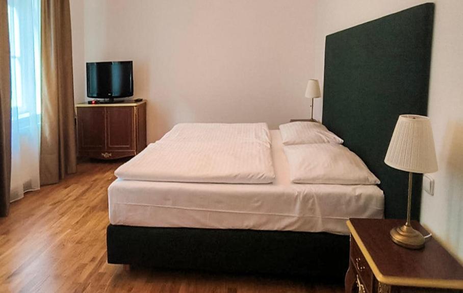 Residence Romanza Marianske Lazne Luaran gambar
